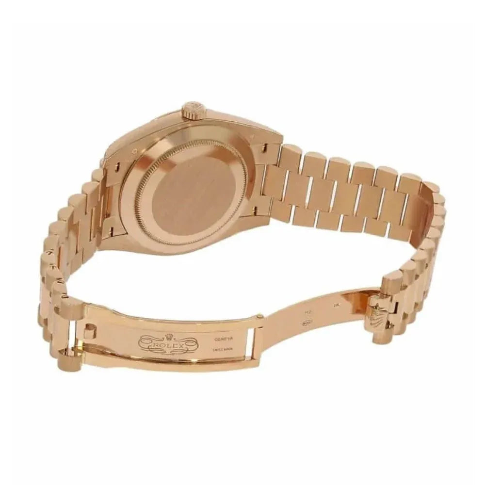 Day-Date 228235 “Rose Gold”